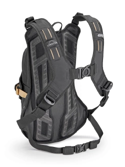 Urban rucksack with thermoformed pocket [capacity: 15 l]