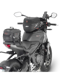 Water resistant saddle bag Givi X-Line XL07 [capacity: 9-12 L]