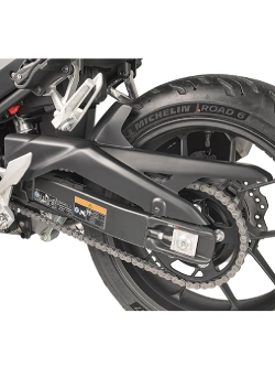 Specific Givi mudguard for Honda CB 750 Hornet (23-) black