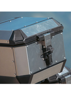 Kufer centralny aluminiowy Givi Trekker Alaska srebrny [pojemność: 44 l]