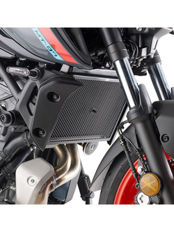 Specific Givi radiator guard for Yamaha MT-07 (18-), XSR 700 (16-21) black