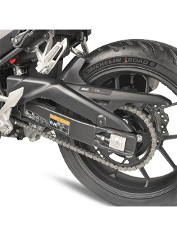Specific Givi mudguard for Honda CB 750 Hornet (23-) black